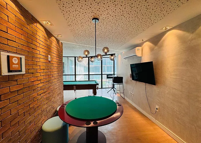 Sunny Hall Flat
